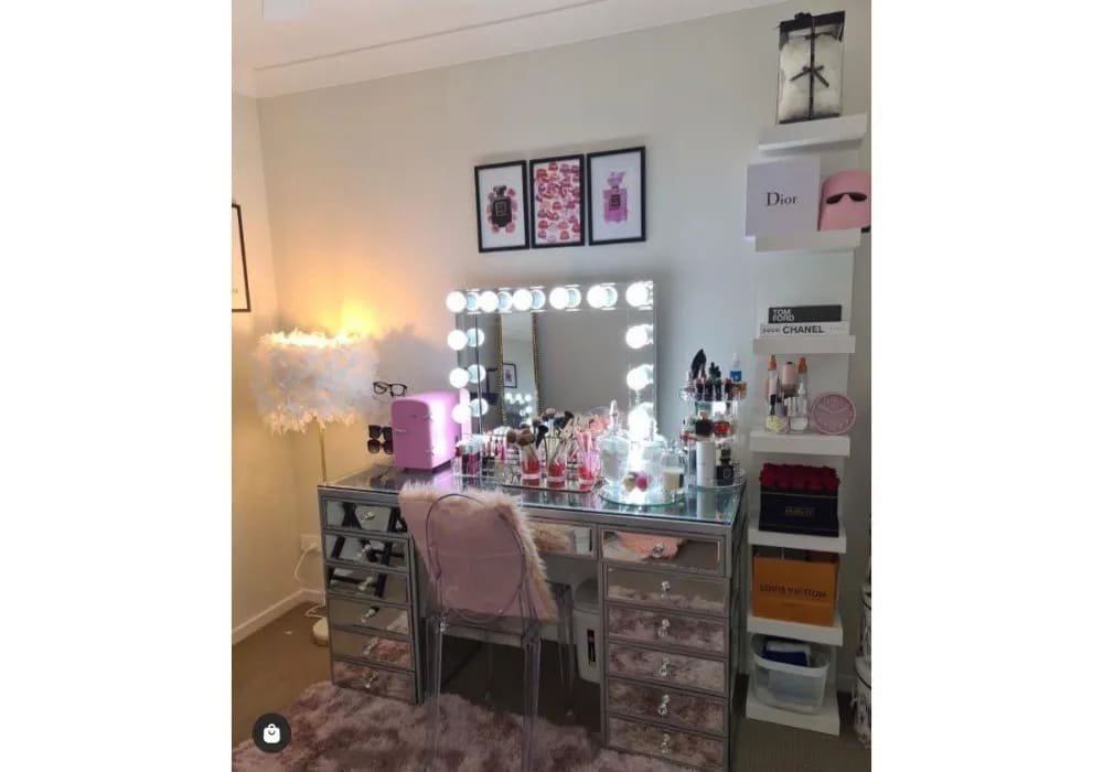 Elegant vanity dressing table set with Bluetooth mirror and LED lights (13 drawers)