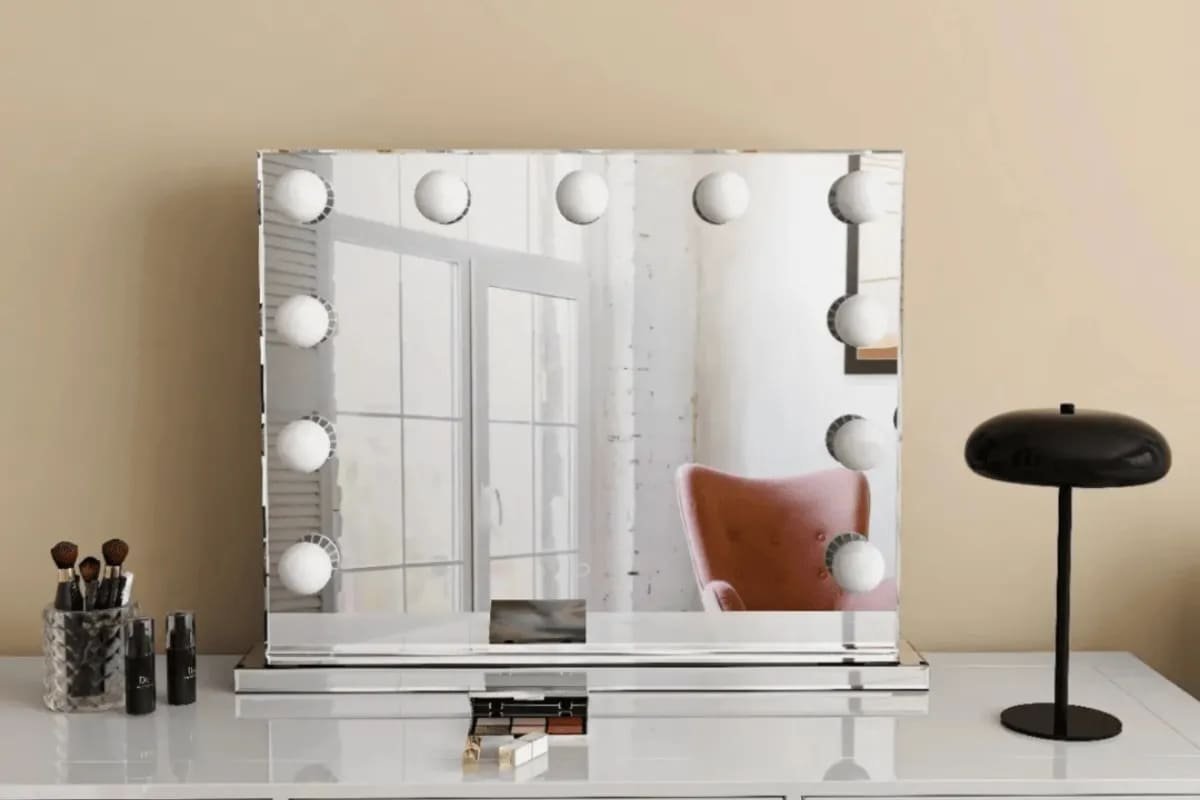 Vanity Mirror with 11 LED Bulbs