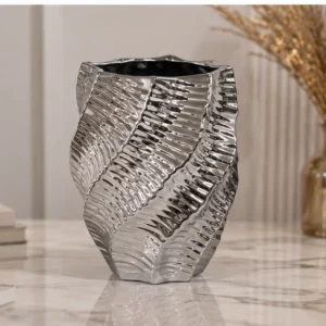 Vase Décoratif Sculptural en Céramique Argentée – Design Organique à Relief Texturé pour un Intérieur Moderne et Luxueux