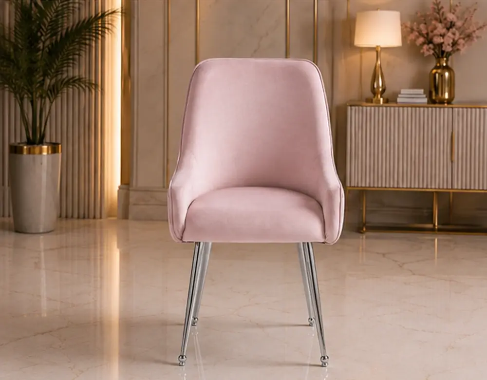 Chaise contemporaine avec assise confortable - Mobilier moderne pour salle à manger et espace repas