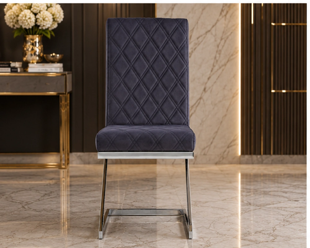 Chaise moderne pour intérieur contemporain - Assise confortable et design élégant pour espace repas