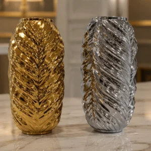 Ensemble de 2 Vases Décoratifs en Verre Sculpté – Motif Feuillage Élégant, Finitions Dorée et Argentée