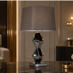 Lampe de Table Décorative Moderne en Métal Noir – Design Géométrique Sculptural et Abat-Jour Élégant pour un Intérieur Chic et Luxueux