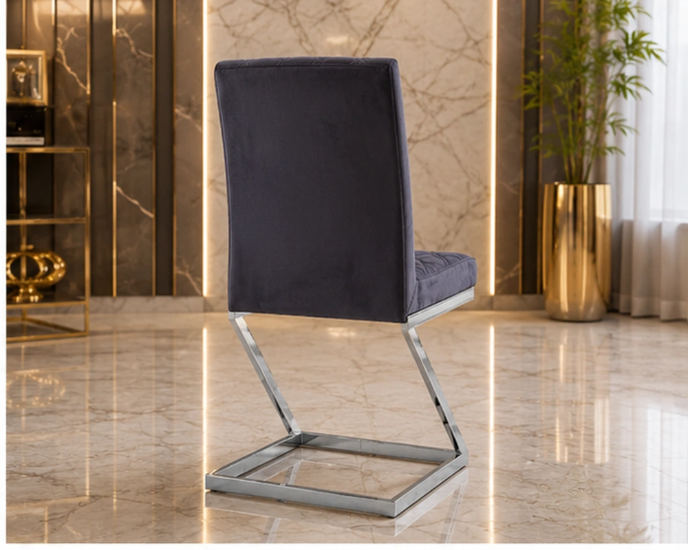 Chaise rembourrée pour salle à manger - Assise confortable et style contemporain pour intérieur moderne – Image 3