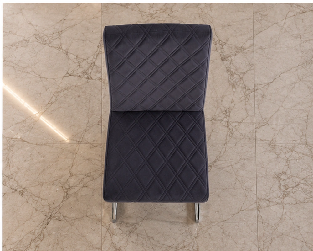 Chaise rembourrée pour salle à manger - Assise confortable et style contemporain pour intérieur moderne – Image 4