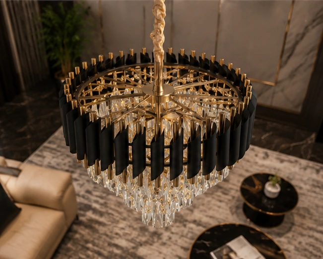 Lustre Suspendu Décoratif en Cristal et Métal Noir – Design Noir et Doré avec Cascade de Cristaux pour un Intérieur Moderne et Luxueux – Image 5