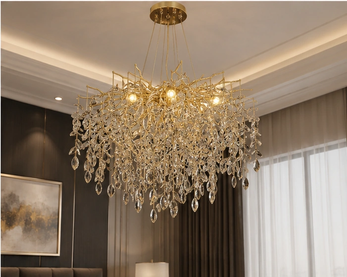 Lustre Suspendu de Luxe en Cristal et Métal Doré – Design Sculptural Inspiré de la Nature avec Cascade de Cristaux pour un Intérieur Moderne et Raffiné – Image 5