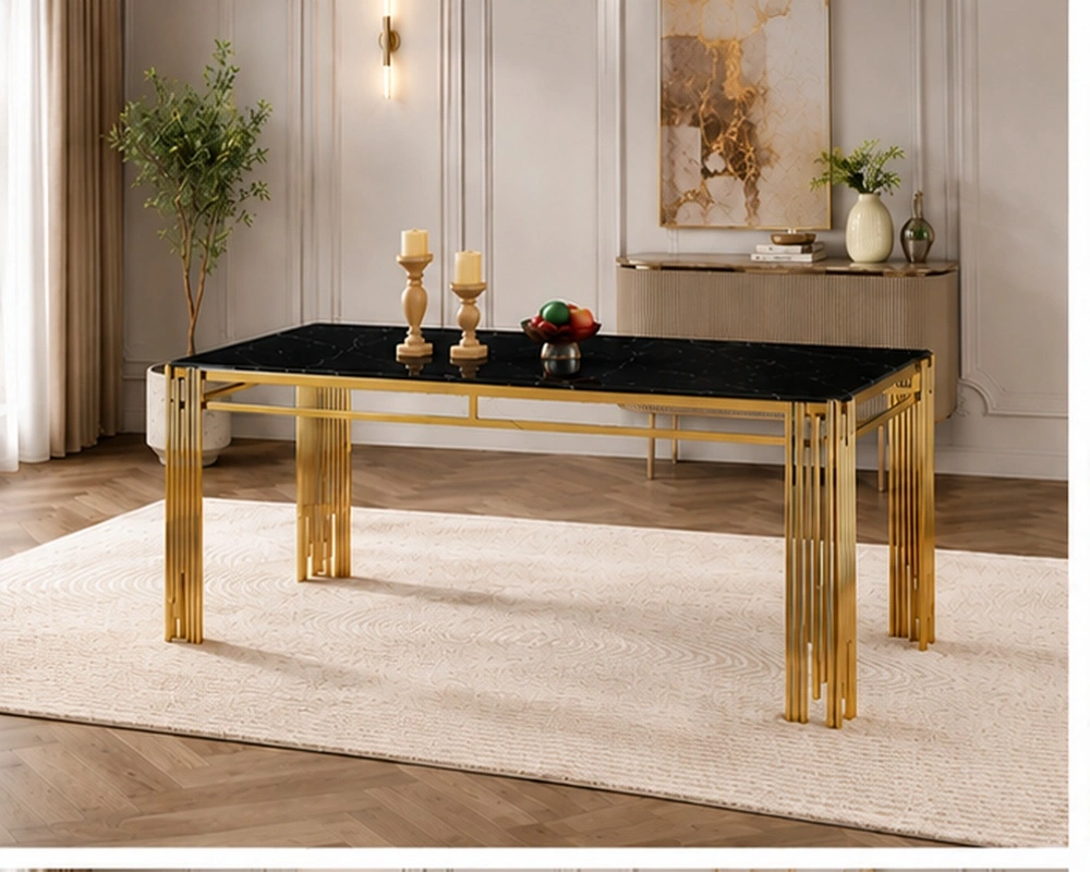 Table à Manger Noire Effet Marbre avec Pieds Dorés - Table de Salle à Manger Noire et Dorée Design Moderne